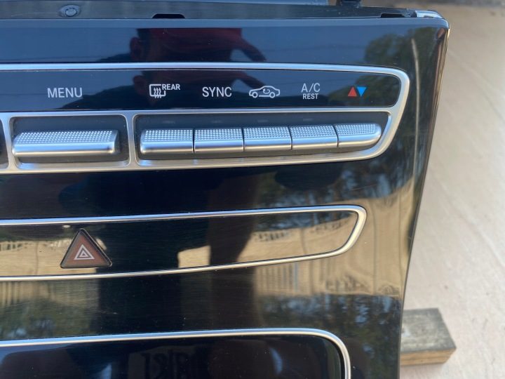 ПАНЕЛЬ КОНДИЦИОНЕРА СРЕДНЯЯ ТОННЕЛЬ ДЕКОР MERCEDES W213 18 г., фото 3