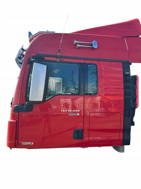 КАБИНА MAN TGX EURO6 440 л.с. В СБОРЕ РЕШЕТКА КАПОТ КОНДИЦИОНЕР СТОЯНОЧНЫЙ, фото 3
