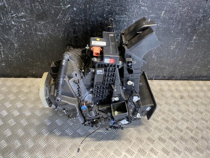Корпус вентилятора Volkswagen ID.3 2024 1EA820351BH, фото 3