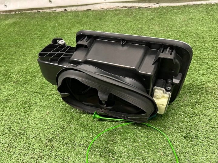 Лючок механизм горловины бензобака BMW X5 G05 рестайлинг цвет C4P, фото 7