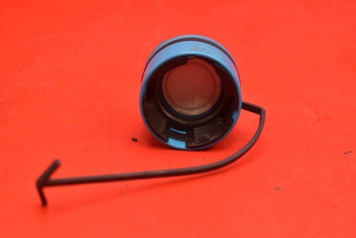 КРЫШКА ГОРЛОВИНЫ БЕНЗОБАКА ADBLUE 23138955 OPEL ASTRA 5 В K 15-20, фото 3