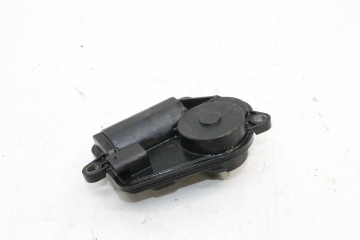 МОТОРЧИК ВЫХЛОПА BMW X5 (G05) 8582069 34279868 3.0L 195 кВт 2020, фото 2