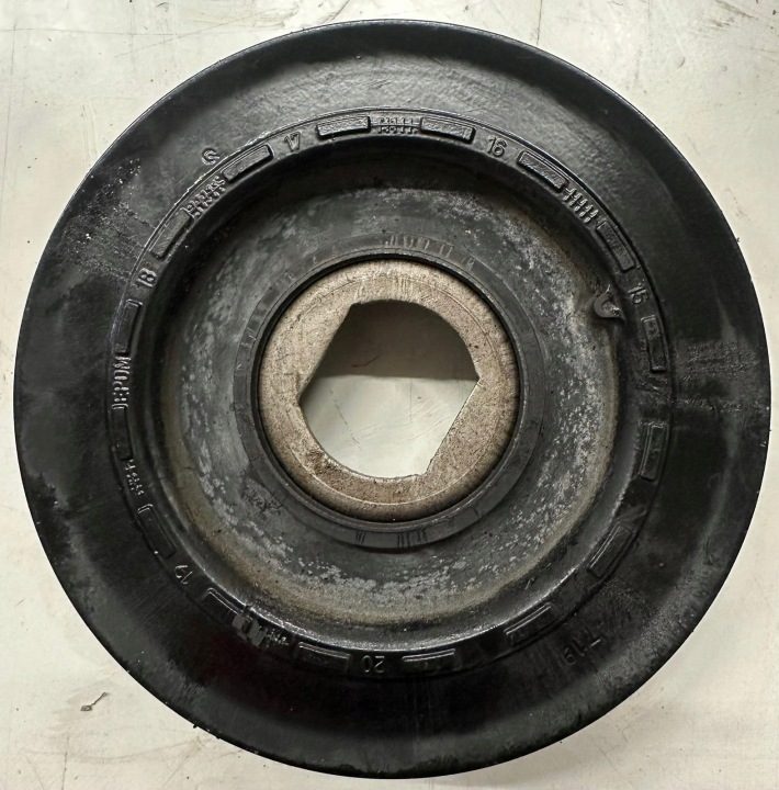 Шкив 123032762R 8200767762 Renault 1.6 2.0 DCI KP20 KP40 KP45, фото 2
