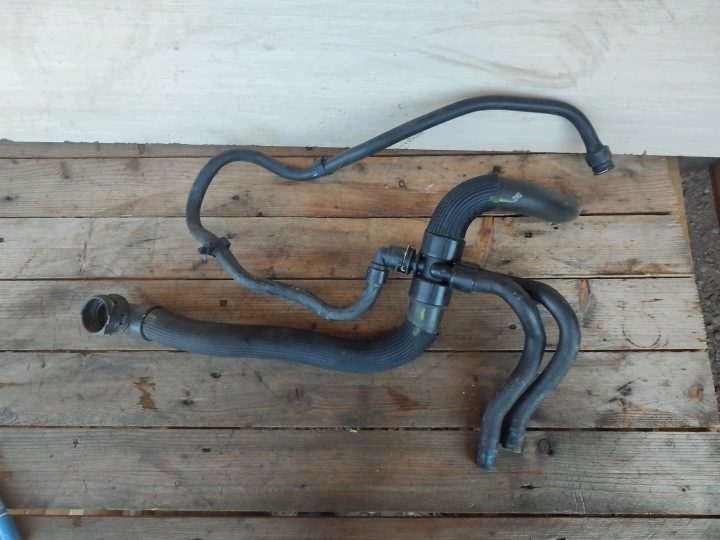 Проводка węży gumowych, система охлаждения OPEL Vivaro 2.0, фото 1