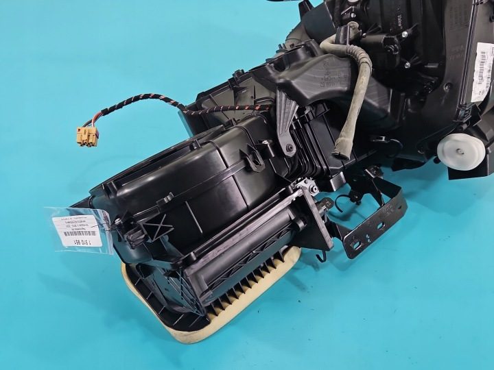 ОТОПИТЕЛЬ VW SHARAN II 10- 7N1820003L ЕВРОПА, фото 3