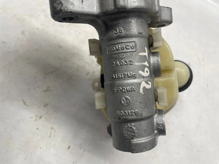 Ford Mustang VI бачок тормозной жидкости 612503967 2017 2300CM3, фото 11