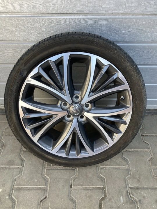 Колесо диск 17" 205/45 R17 5X100 ET50 Toyota Yaris IV 20-, фото 1