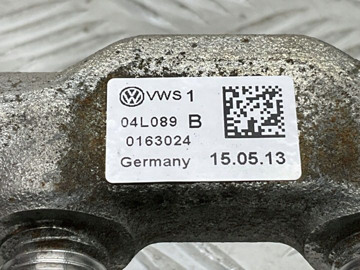 2014 Volkswagen Golf VII Регулятор давления топлива 04L089B, фото 6