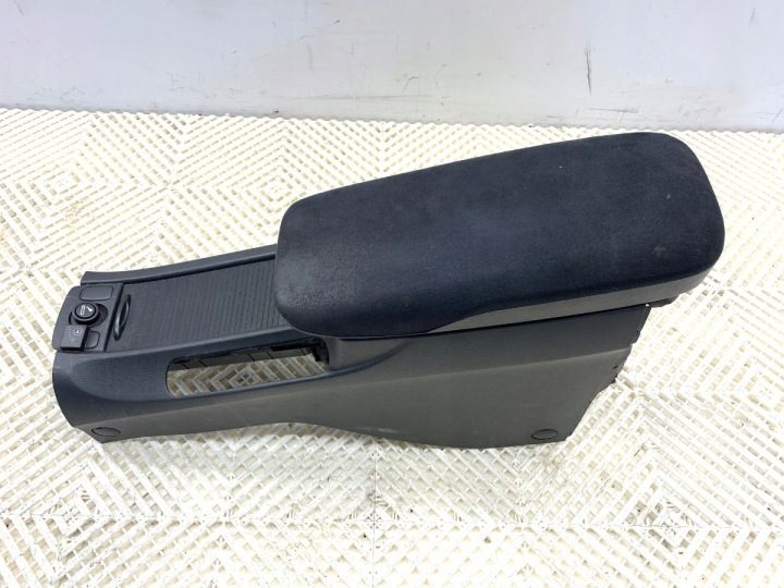 Центральный тоннель Honda Civic VIII хэтчбек 8340ASMG консоль, фото 1