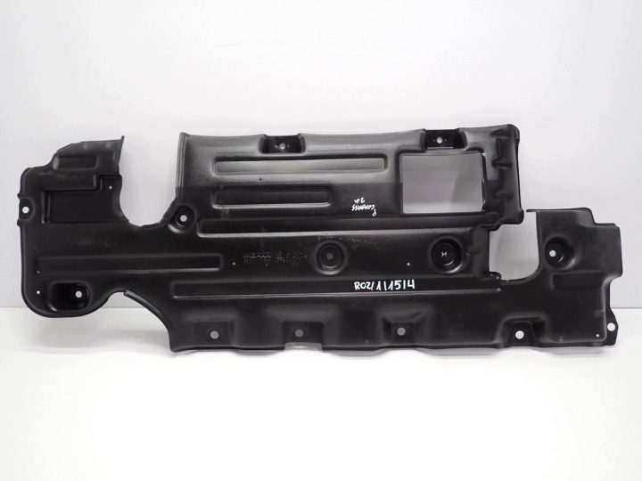 Защита днища правая оригинал 52157000 Jeep Compass II 22 г., фото 1