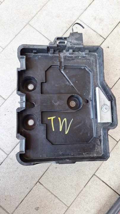 Площадка аккумулятора Renault Twingo III 648949124R, фото 1