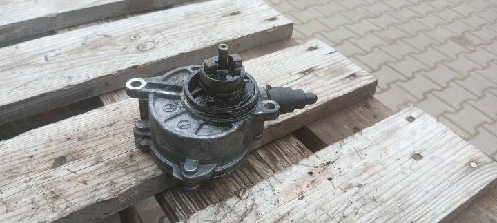 Mercedes W211 2.2 CDI OM646 насос вакуумный 6462300265, фото 4
