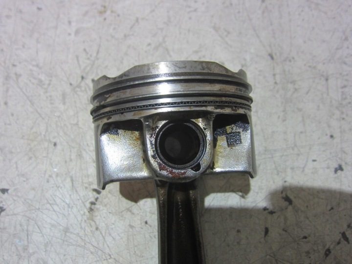BMW X1 F48 B46 G30 G05 поршень шатун 7620971 9468869 8638450 11247620971, фото 3
