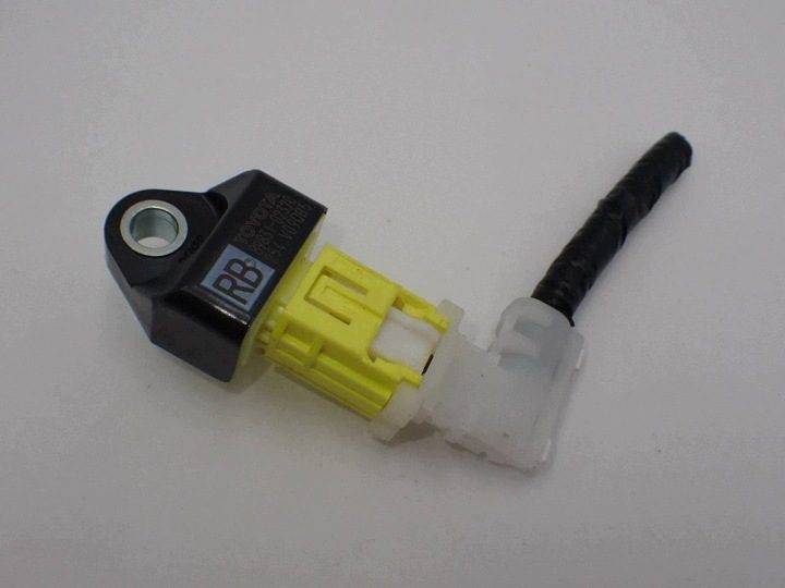Датчик удара (airbag) Toyota Yaris Cross 8983102370, фото 2