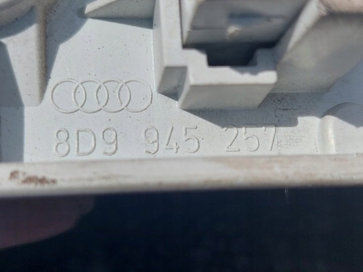 AUDI A4 B5 УНИВЕРСАЛ 96-01 ПЛАТА ФОНАРЯ ЗАДНЯЯ ПРАВАЯ = ЛЕВАЯ ОРИГ., фото 3
