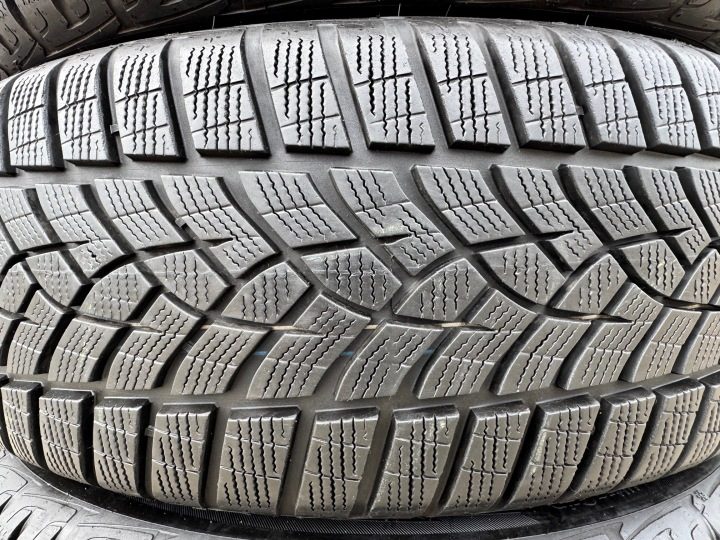 OEM колеса зимние Volvo XC40 235/50/19 R-Design демо 8.9 мм как новые !, фото 5
