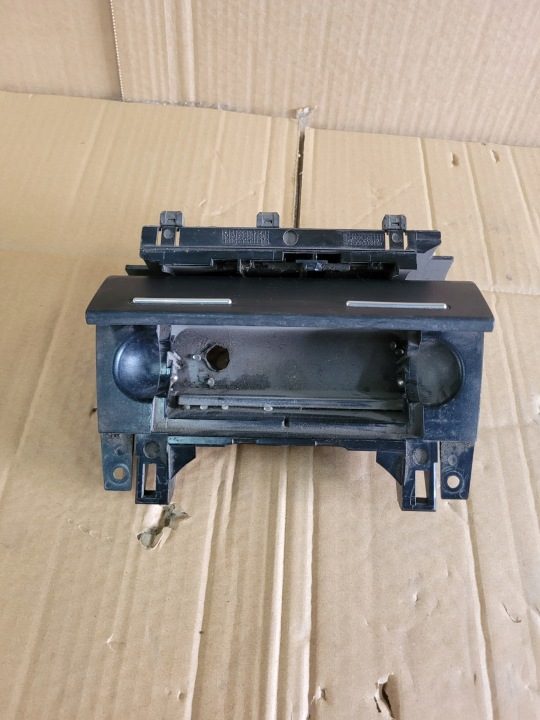 ПЕПЕЛЬНИЦА БАРДАЧОК 1 DIN 8E0857951F AUDI A4 B6, фото 2