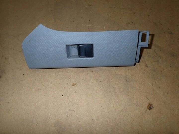 TOYOTA YARIS II 06-12 БЛОК КНОПОК СТЕКЛОПОДЪЕМНИКОВ ПРАВЫЙ, фото 1