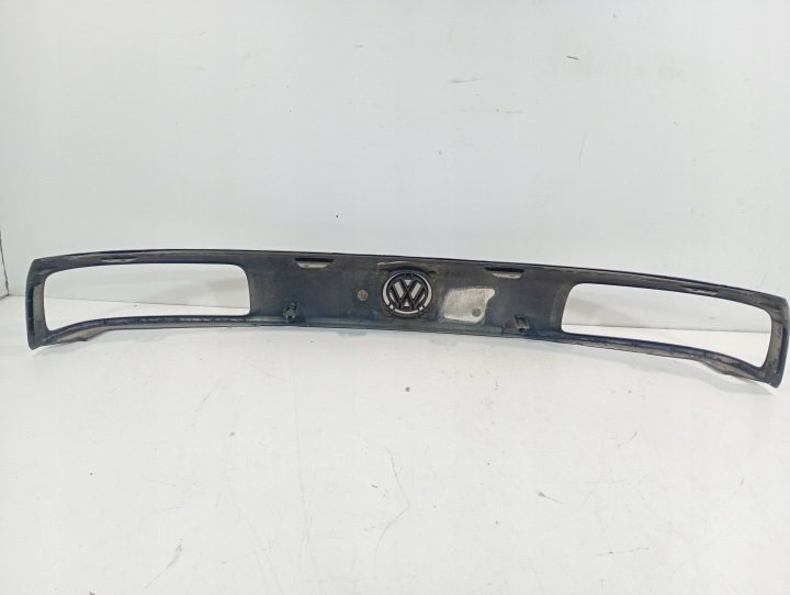 VW Passat B3 1.9 TD 88-93 решетка радиатора, фото 4