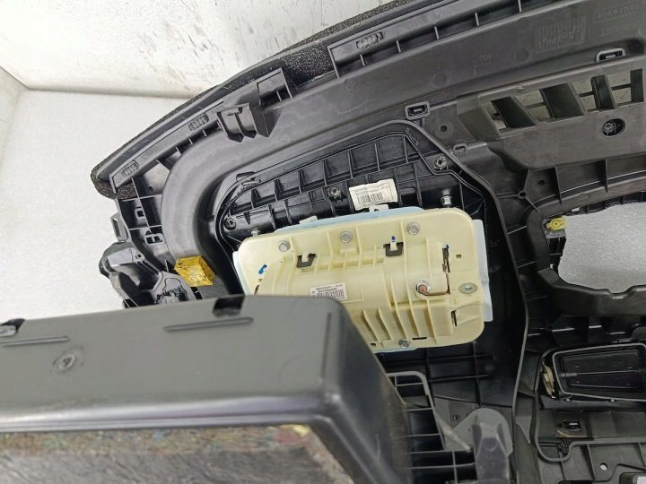 ПАНЕЛЬ ROZDZIELCZA,KONSOLA ПОДУШКИ ДАТЧИК RENAULT MEGANE III 681005907R, фото 13