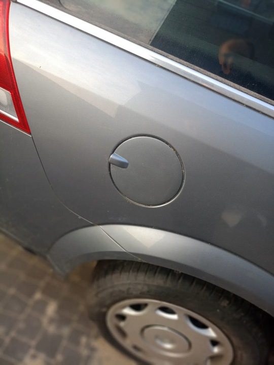 Лючок горловины бензобака Opel Vectra C 05-08r универсал Z163, фото 1