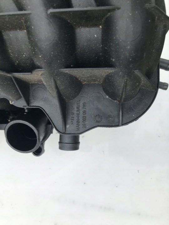 Впускной коллектор 2.0 FSI BVY 06F133210P VW GOLF V PASSAT B6 Audi A3 LEON II, фото 2