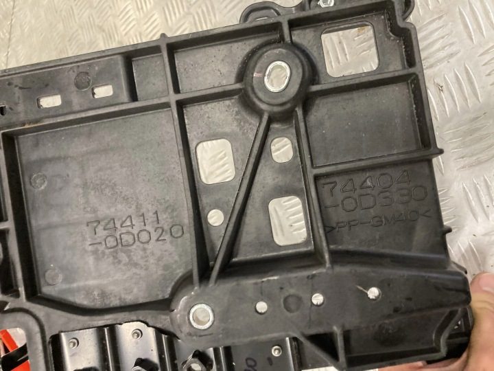Toyota Aygo X Основание / Кожух аккумулятора 744110D020 (AX15), фото 2