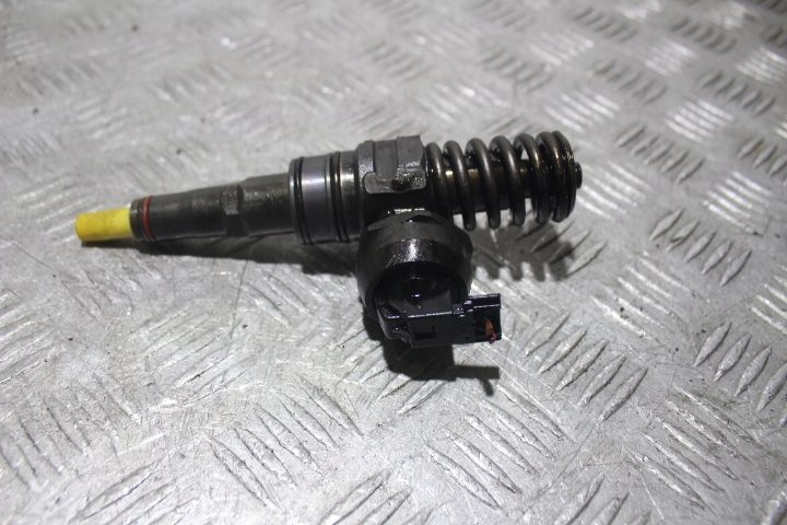 Насос-форсунки VW Passat B6 1.9TDI, фото 1
