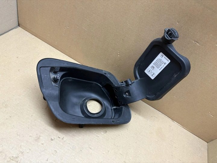 VW Touran III 5TA лючок горловины бензобака 5TA809799A Touran III 5TA, фото 4