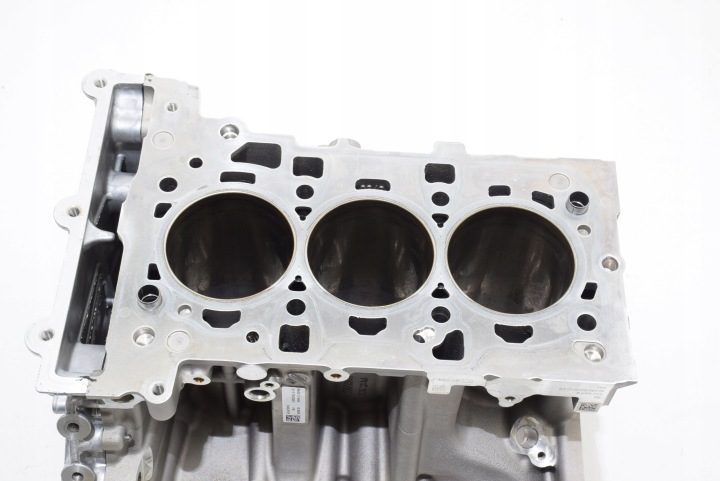 BMW F40 F44 F45 F46 F48 F39 БЛОК ЦИЛИНДРОВ B38A15F - B38B / B38C, фото 6