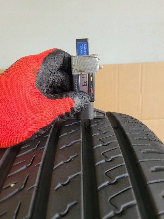 Шина летняя Barum Bravuris 5HM 235/45R20 100 Вт защита диска, усилитель (XL), фото 2