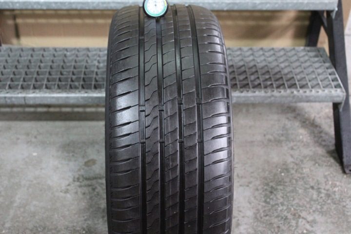 Шина летняя Firestone Roadhawk 235/45R18 98 Y защита диска, усилитель (XL), фото 2