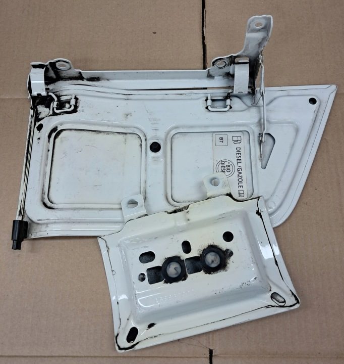 VW Crafter II MAN лючок горловины бензобака + заглушка 7C0809905 7C0853351, фото 2