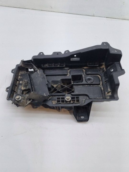 Площадка аккумулятора Передняя Chrysler Pacifica 68271681AD, фото 1