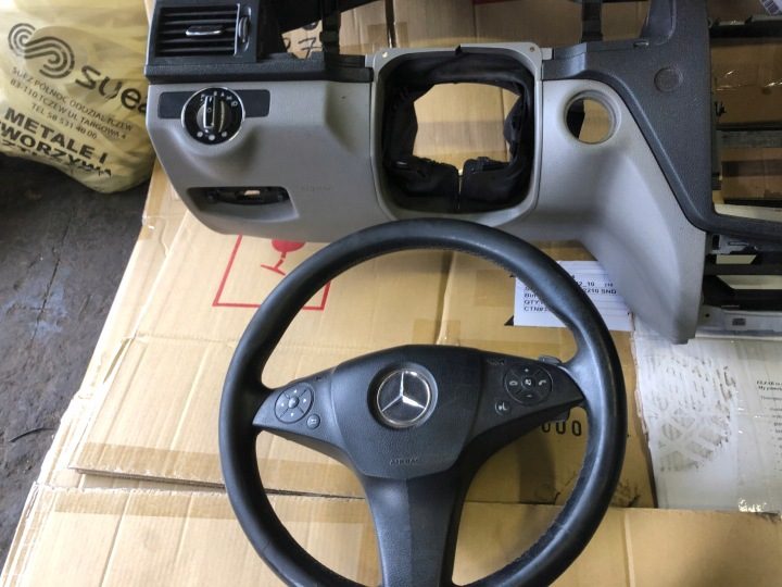 Mercedes w204 AMG панель airbag ремни оригинал, фото 7