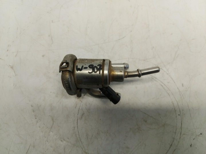 MERCEDES W213 W205 ФОРСУНКА ЖИДКОСТИ ADBLUE A0004905300, фото 1