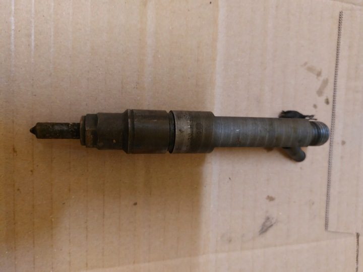 Bosch 028130202J форсунка, фото 3