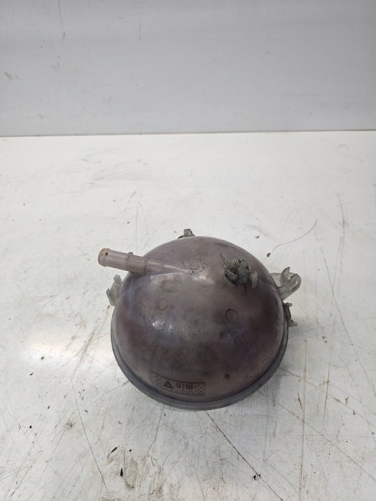 Расширительный бачок Audi A3 8V VW Seat 5Q0121407G, фото 4