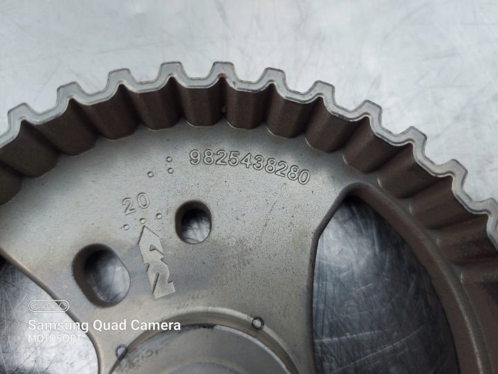 ШЕСТЕРНЯ ВАЛА ГРМ PSA 2.0 BlueHDi 9825438280, фото 2