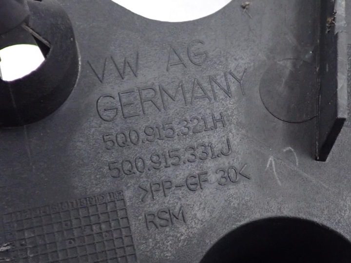 Основание крепление аккумулятора 5Q0915321H Seat Leon III 5F1 15 г., фото 3