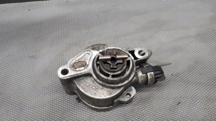D156-1b Насос Вакуумный Ford Focus Mk2 04 г. 1.6tdci, фото 2
