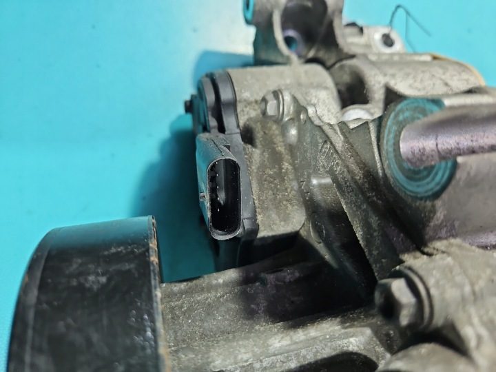 Помпа Opel Astra V K 1.5 CDTI (LXD) 55492966 55515120, фото 10