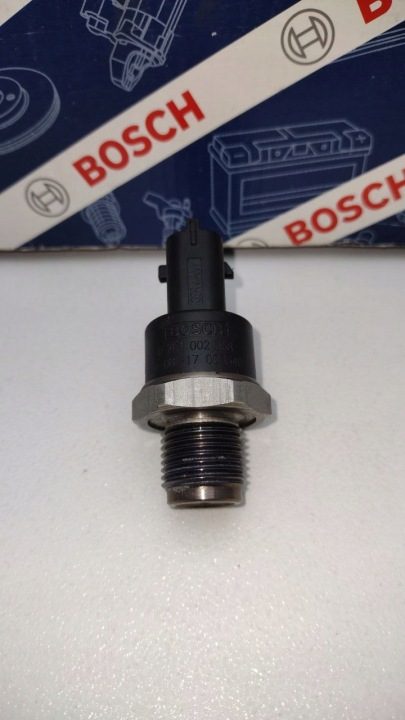 ОРИГИНАЛЬНЫЙ REGULATORY ДАТЧИКА ДАВЛЕНИЯ ТОПЛИВА BOSCH 0281002568, фото 1