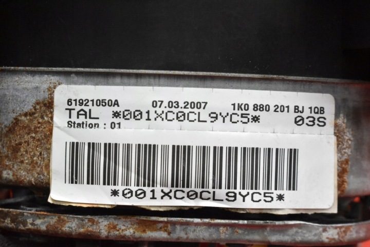 ПОДУШКА БЕЗОПАСНОСТИ ВОЗДУШНАЯ ВОДИТЕЛЯ 1K0880201BJ VW GOLF 5 В PLUS 03-09, фото 6