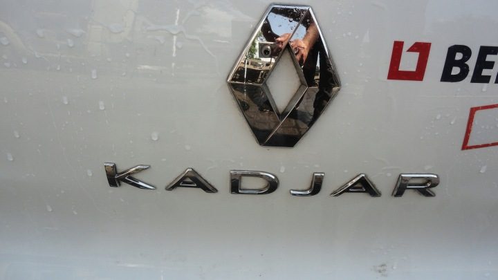 RENAULT KADJAR ЭМБЛЕМА ЗНАЧОК КРЫШКИ БАГАЖНИКА, фото 1