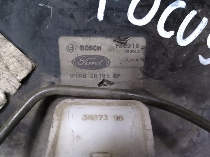 Focus MK1 вакуумный усилитель насос 98AB2B195BF, фото 4