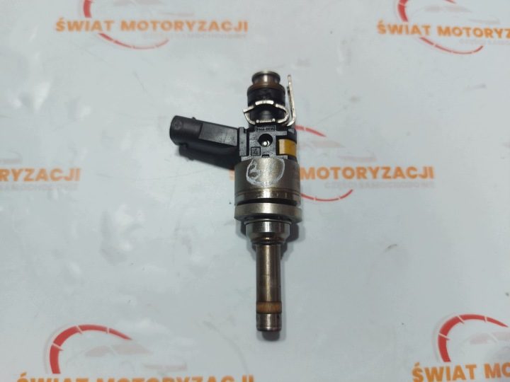 W212 W204 1.8 бензин CGI 271860 204 л.с. 10 г. форсунка A2710781123, фото 1
