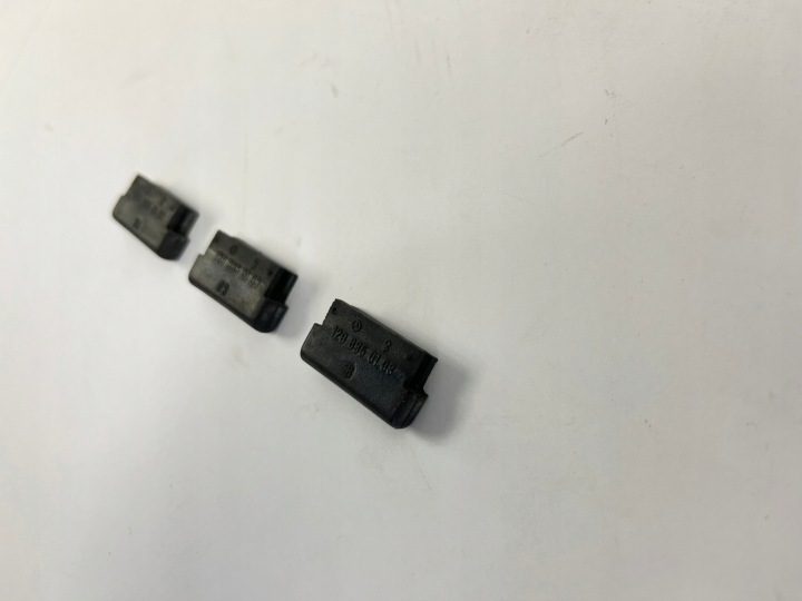КРЕПЛЕНИЯ РАДИАТОРА КОНДИЦИОНЕРА MERCEDES R129 SL W126 W140 1298350193, фото 3