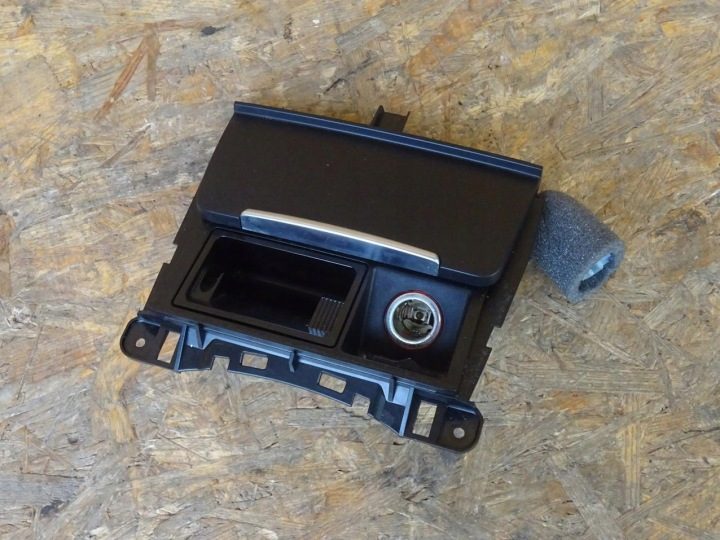 AUDI S5 A5 8T A4 B8 8K ПЕПЕЛЬНИЦА БАРДАЧОК 8K0857951, фото 2