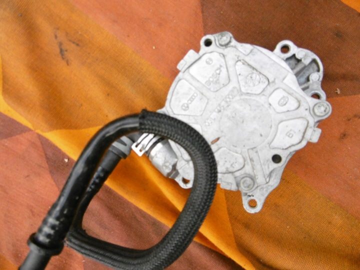 Audi OE 03L145100P, фото 1